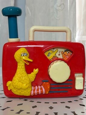 Vintage 1990 TYCO Sesame Street Red Big Bird Kids Toy Radio